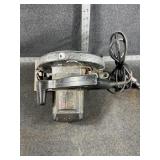 Skilsaw 7-1/2" Circular Saw