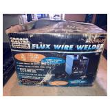 Chicago Electric Flux Wire Welder 90 AMP