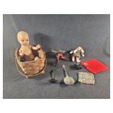 Basket & Trinkets