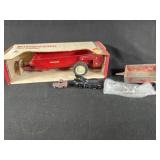 1:16 "Blueprint Replica" International Spreader