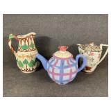 2 Small teapots, Pitcher