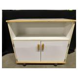 White Table Stand with Chairs