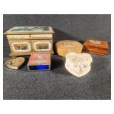 Vintage jewelery boxes