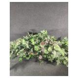 Artificial ivy and wood container