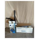 Dustbuster brush vac w/ accessories