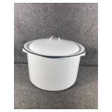 Vintage Enamelware Stock Pot