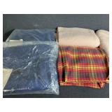 Twin Blue blankets (2), twin pink blankets