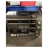 Sanyo Stereo system with two speakers