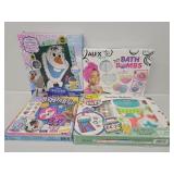 Kids Crafts: Sparkle Station, Frozen Latch Hook