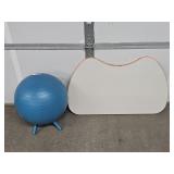 Bouncing Blue Ball, Mat