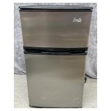Avanti Mini Fridge
