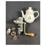 Nï¿½2 Universal Food Chopper and Tea Pot