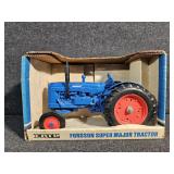 ERTL 1:16 Fordson Super Major Tractor