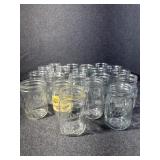 Pint Glass Canning Jars (20)