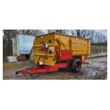 Knight 3036  Reel Auggie Feed Mixer
