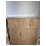 Kroehler Dresser 4 drawers