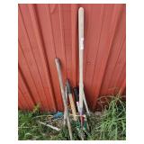 Small Hand Scythes, Nippers(broken)