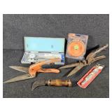 Dial Caliper, 6 Wrenches in 1