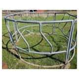 Round Bale Cattle Feeder