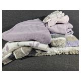 Bath Mats, Bath Towels(3), Hand Towels(4)