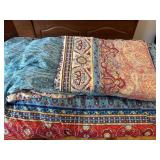 Full Size comforter with wall hanging