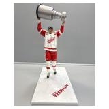 NHL Steve Yzerman lifting 2002 Stanley Cup