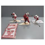 NHL Detroit Red Wings Figurines