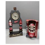 Detroit Red Wings Goalie Mask, Desktop Clock
