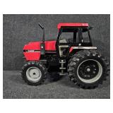 ERTL Case International 3294 Tractor