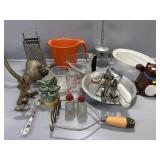 Measuring Cups, #2 Meat Grinder and more