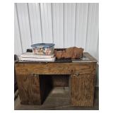 Capital Presidential bingo machine with 4 sets o