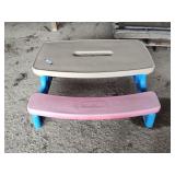 Little tikes picnic table