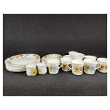 Floral Corelle, Dinner Plates , Salad Plates and
