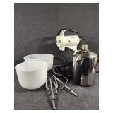 Sunbeam Glass Bowls, Mixer