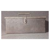 Metal tool box