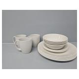 Corelle Plates(8), Small Plates(4), Bowls(4),