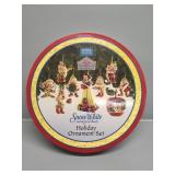 Snow White and the Seven Dwarfs Holiday Ornament