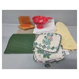 Hot Pads for Dishes, Funnel, Rubber Matting