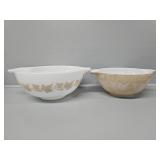 Pyrex Sandlewood Mixing Bowls