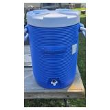 Rubbermaid 5 Gallon Beverage Cooler