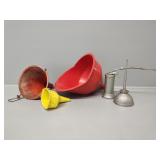 Funnels, Oil Cans