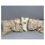Pillows(3)