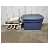 Tote W/ Laundry Basket, Blankets