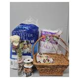 Poly-fil, Ribbon, Clear Vase with Shells, Basket