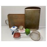 Wilton pan, crisper, pepper container, dishes