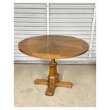 Adjustable Round Table