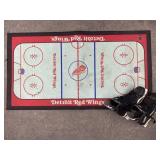 Redwings rug, Ice Skates