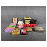 Japaneae Metal trinket box. Asain tin