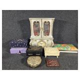 Assorted jewelry boxes