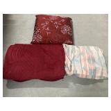 Full Size Sheets, Full Size Bedspread, Accent